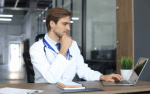 Alquiler de computadores para empresas según su sector y operación