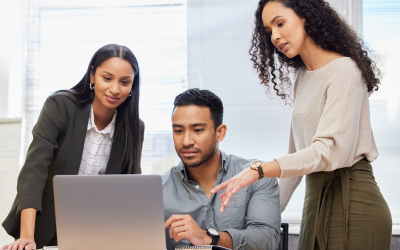 Comprar o alquilar computadores en tu empresa: ¿de qué depende la decisión?
